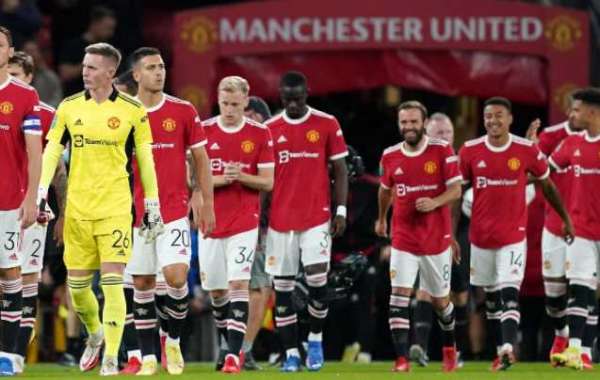 Manchester United odehraje tři přípravné zápasy před sezónou