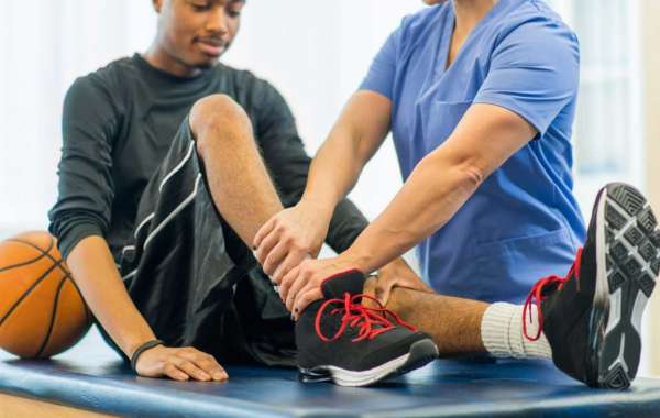 Sports Physical Therapy: Injury Prevention, Treatment, and Rehabilitation